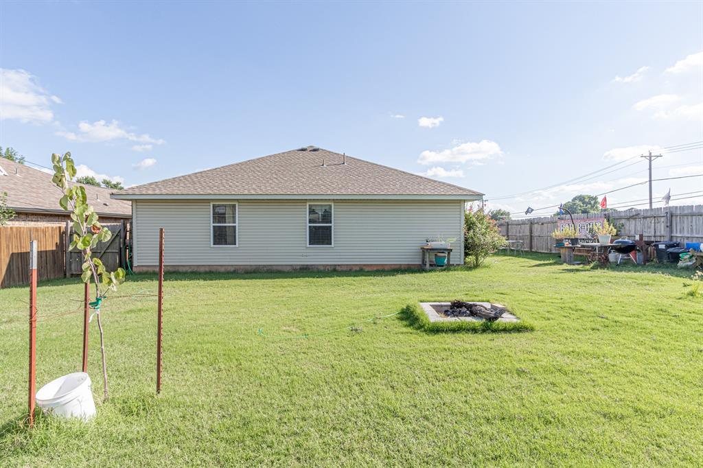 831 Monarch Way