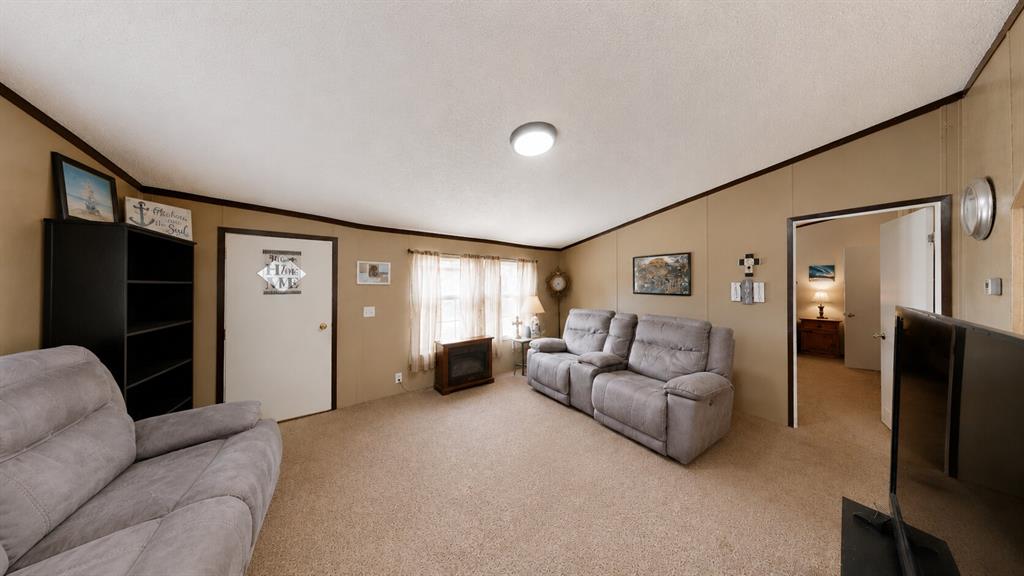 32950 E County Road 1603