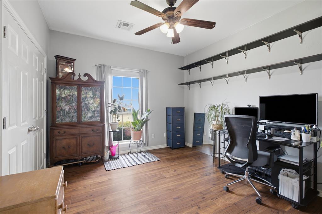 424 Treyton Place