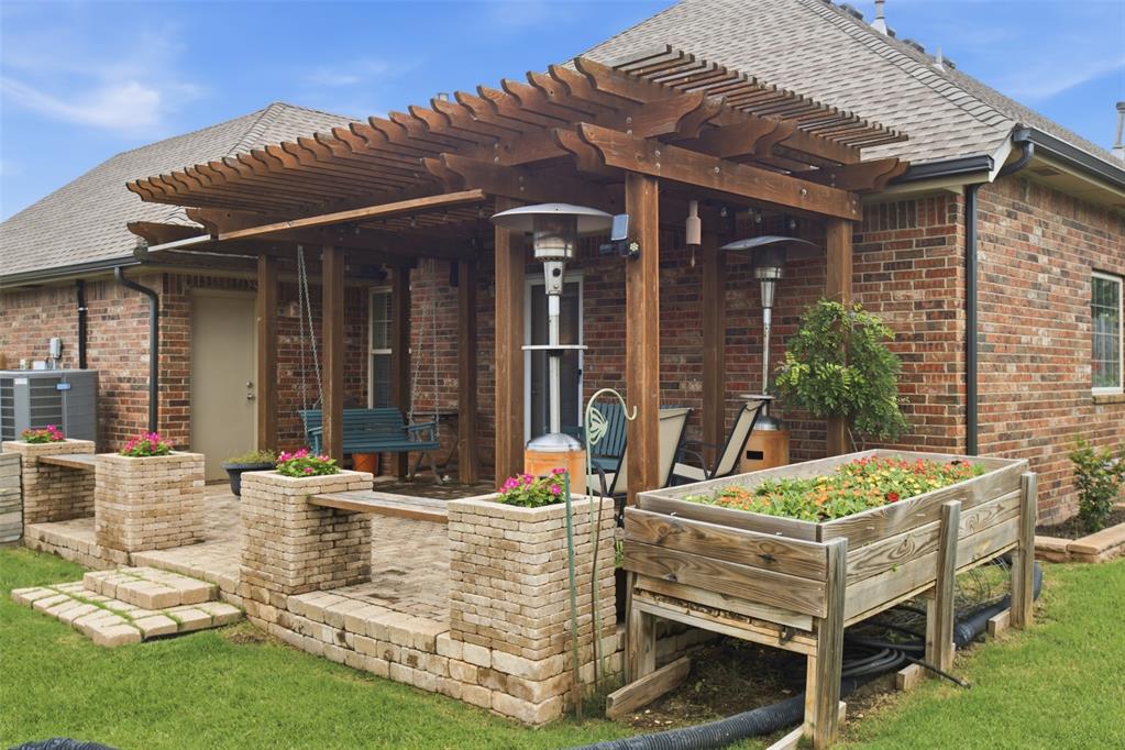 424 Treyton Place