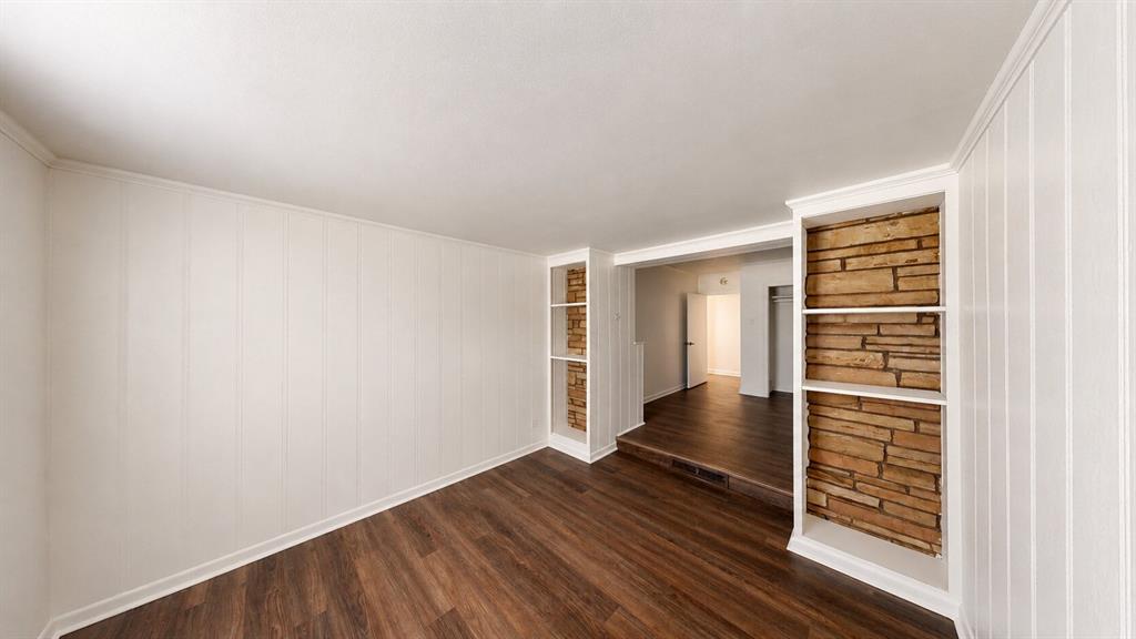 1706 Broadway Place