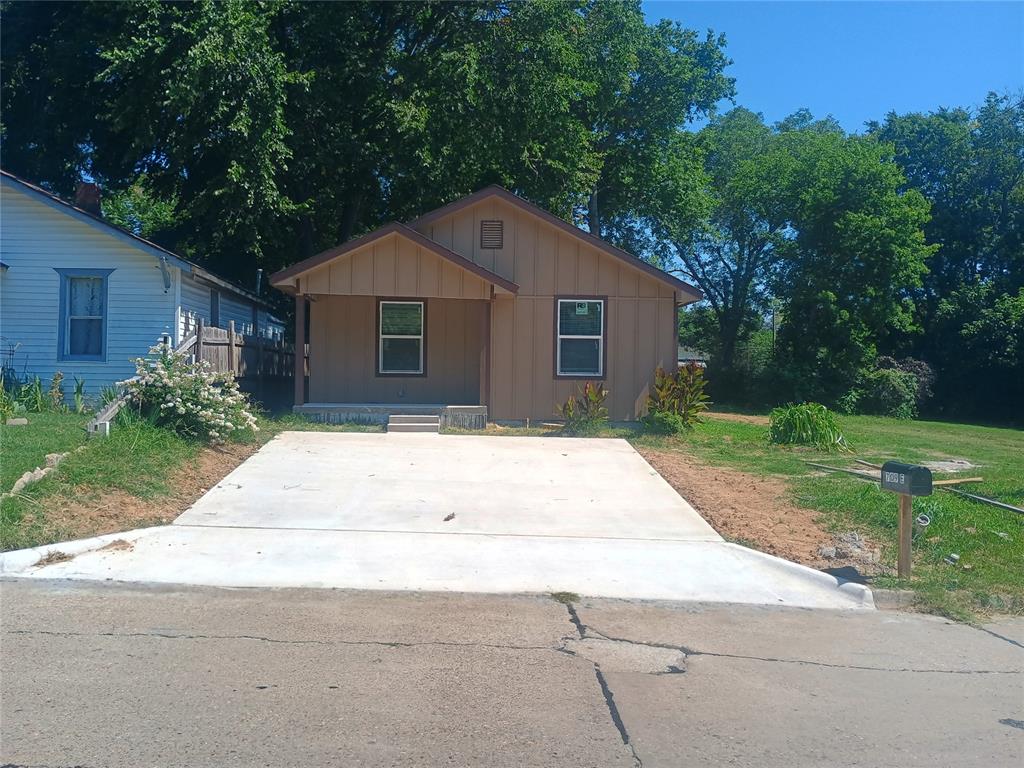709 E Main Street