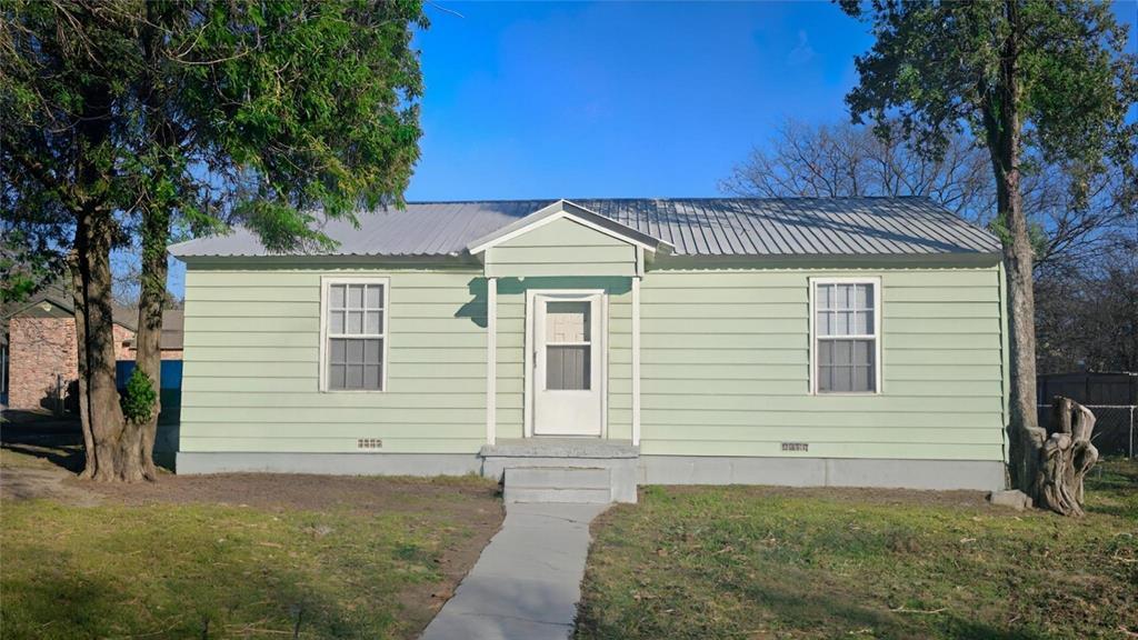 1100 Isabel Street