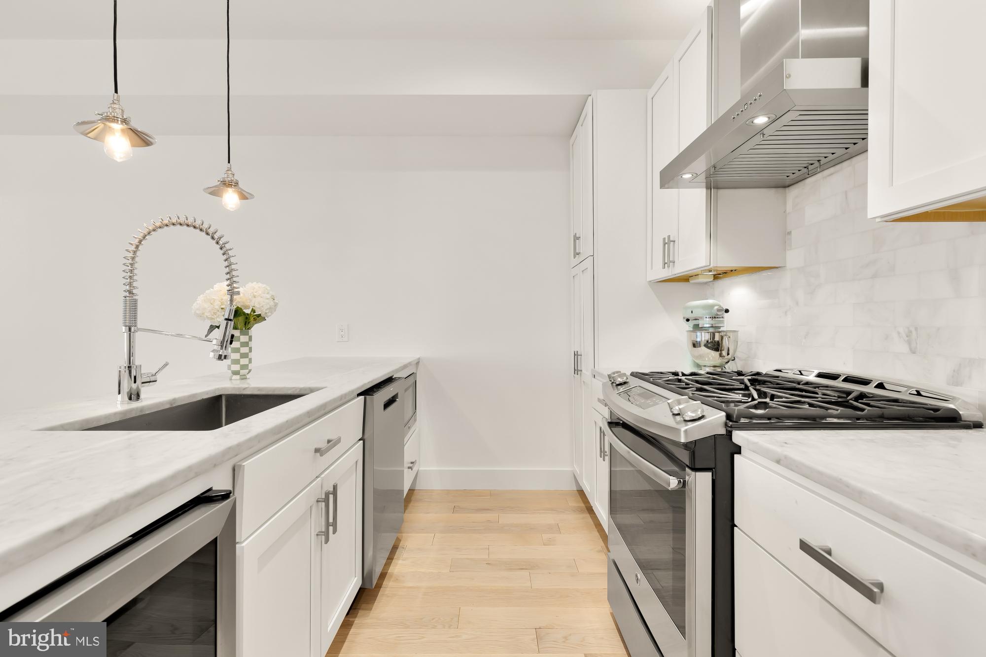 1230 FAIRMONT STREET NW 2