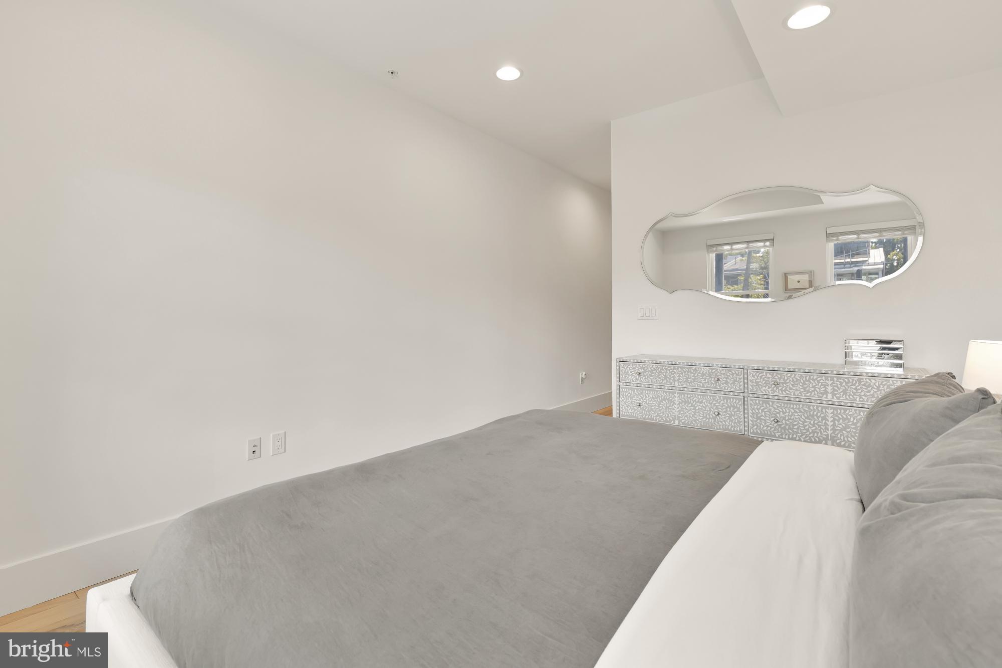 1230 FAIRMONT STREET NW 2