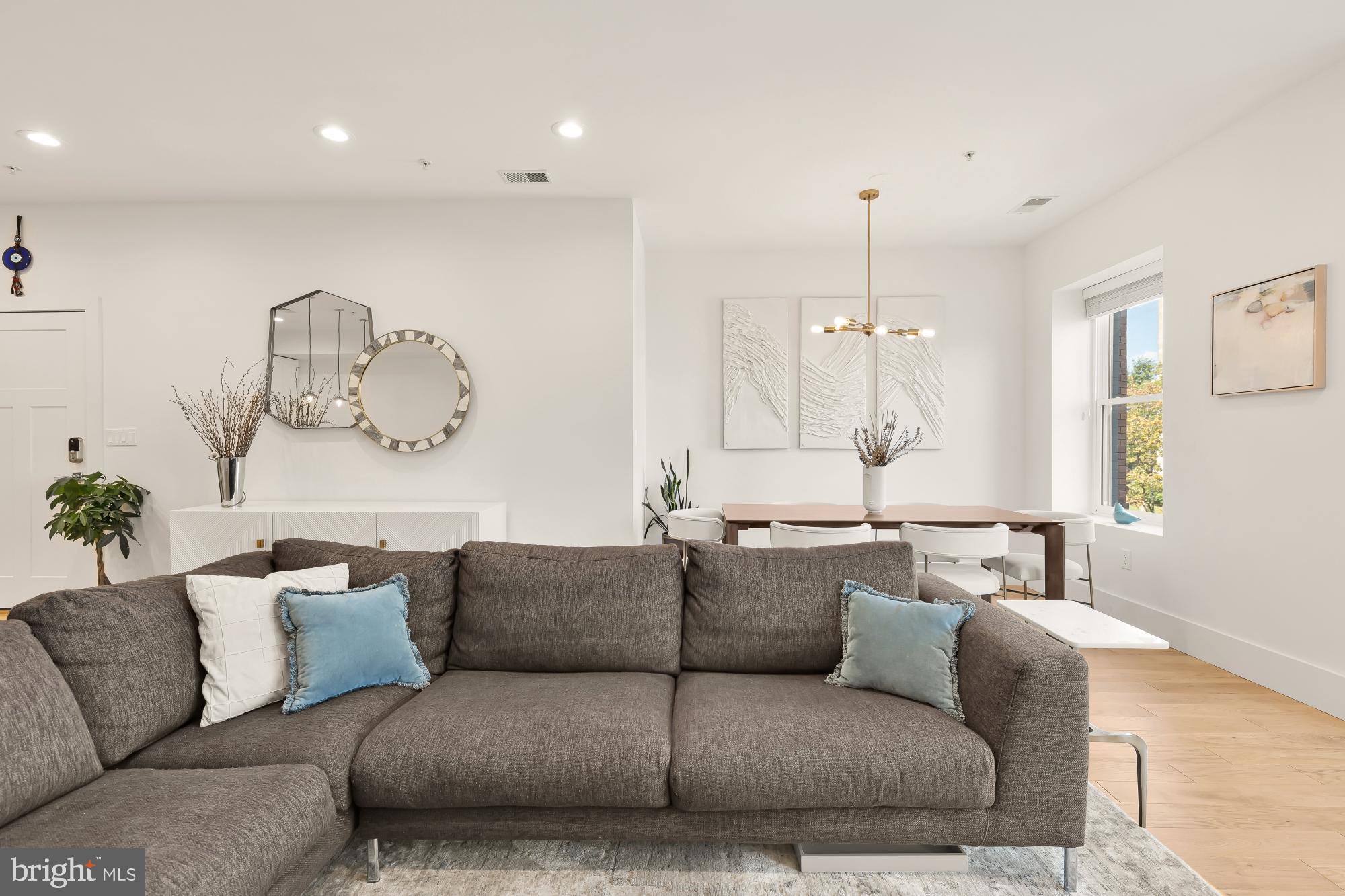 1230 FAIRMONT STREET NW 2