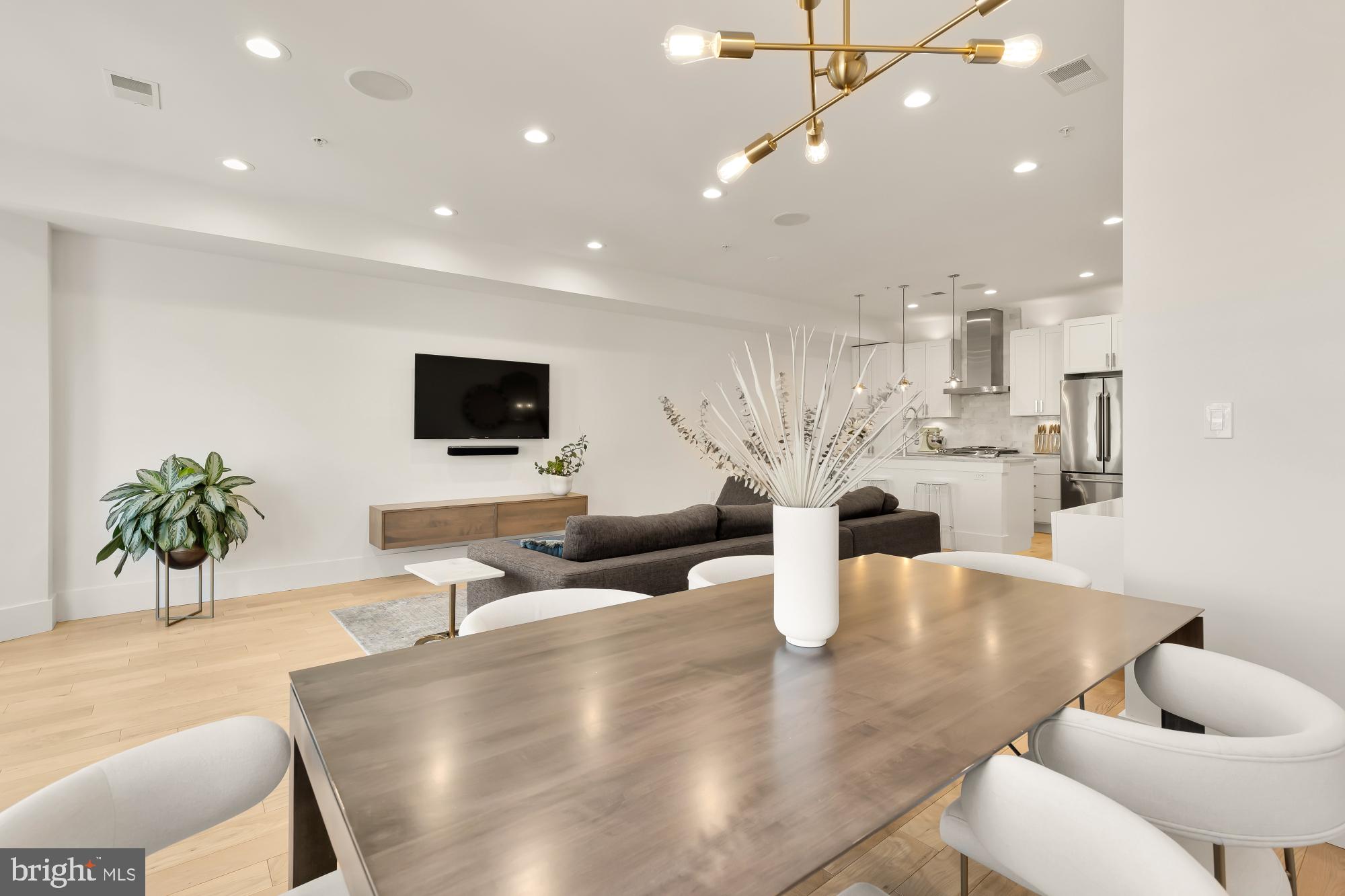 1230 FAIRMONT STREET NW 2