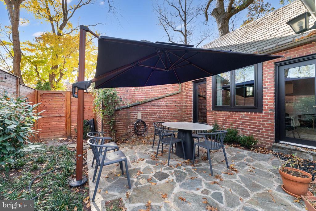 5543 29TH STREET NW