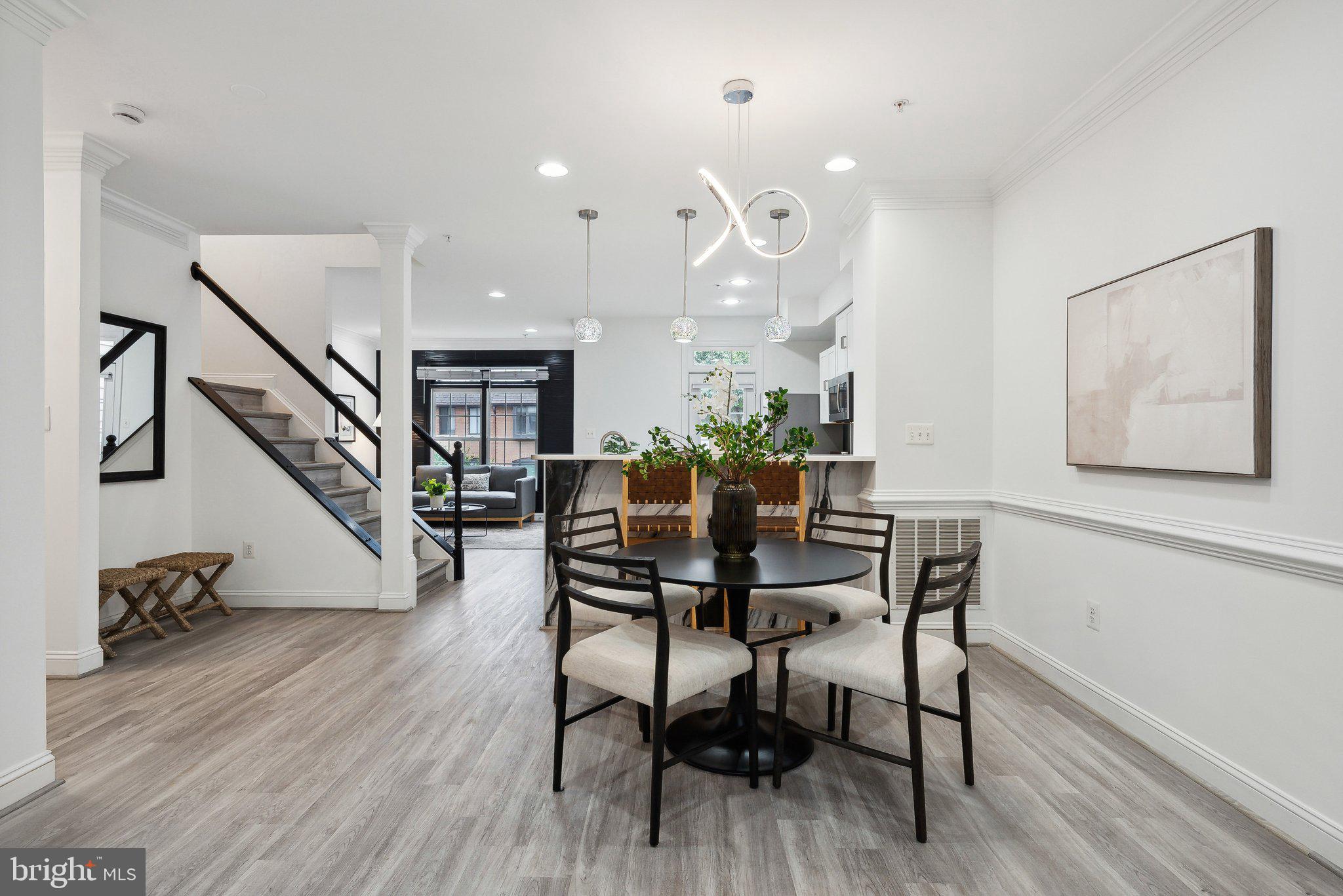 12007 Montrose Park Pl