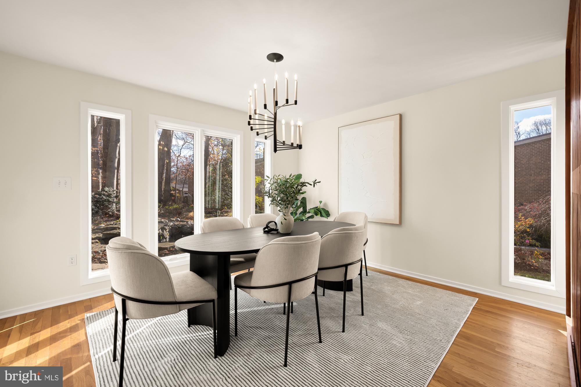 8809 HIDDEN HILL LANE