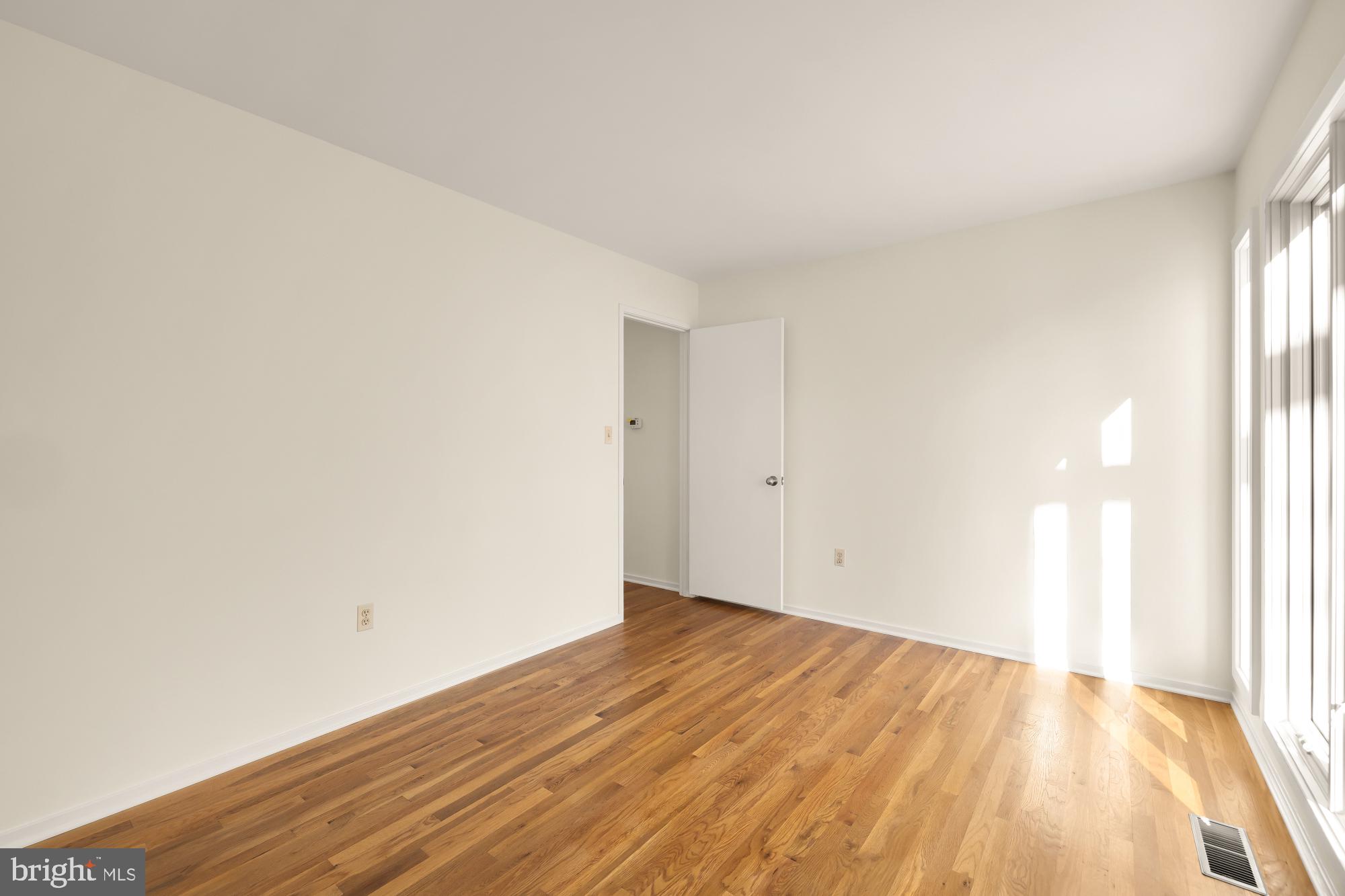 8809 HIDDEN HILL LANE