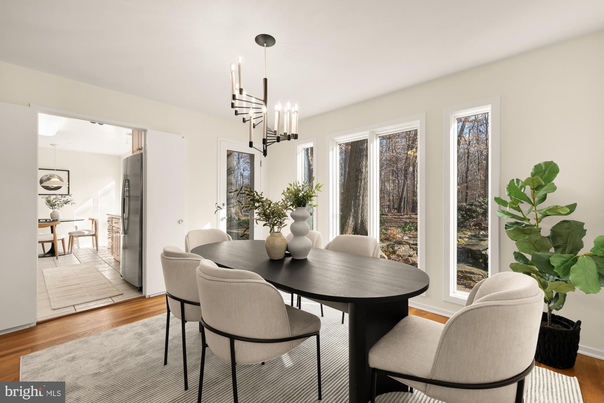 8809 HIDDEN HILL LANE