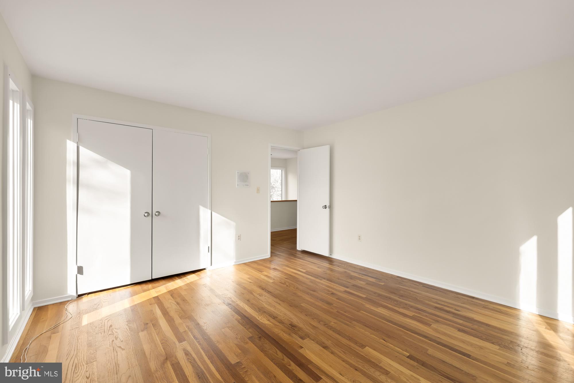 8809 HIDDEN HILL LANE