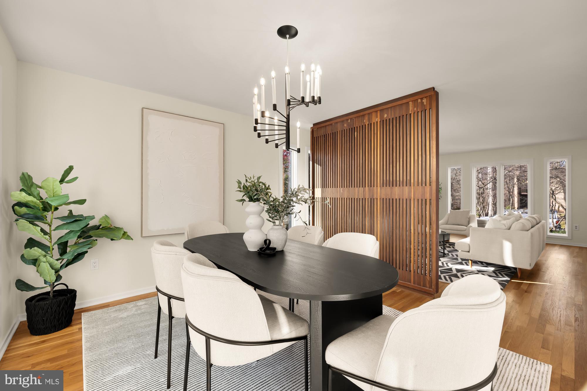 8809 HIDDEN HILL LANE