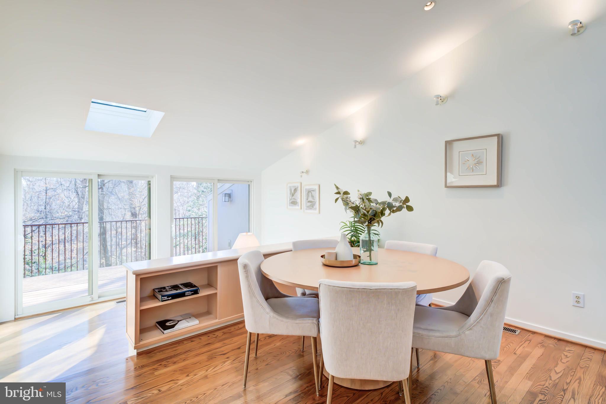 8610 HIDDEN HILL LANE