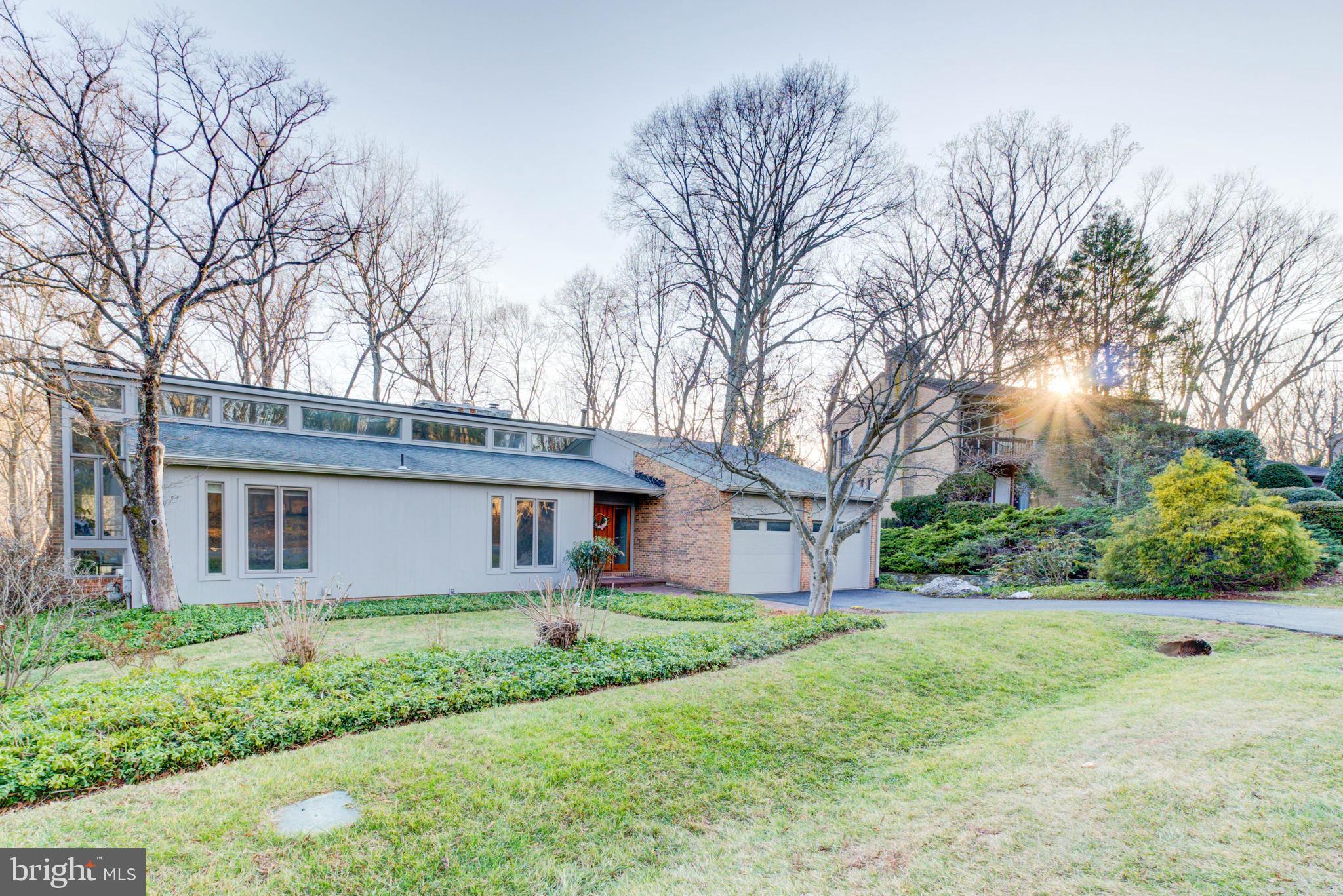 8610 HIDDEN HILL LANE