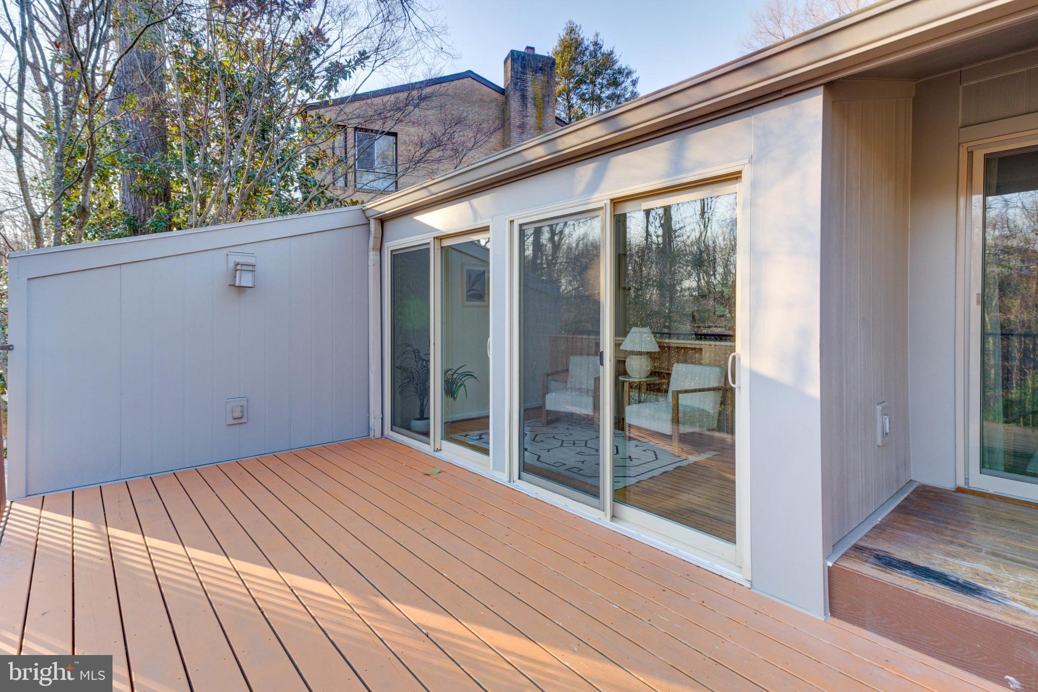 8610 HIDDEN HILL LANE