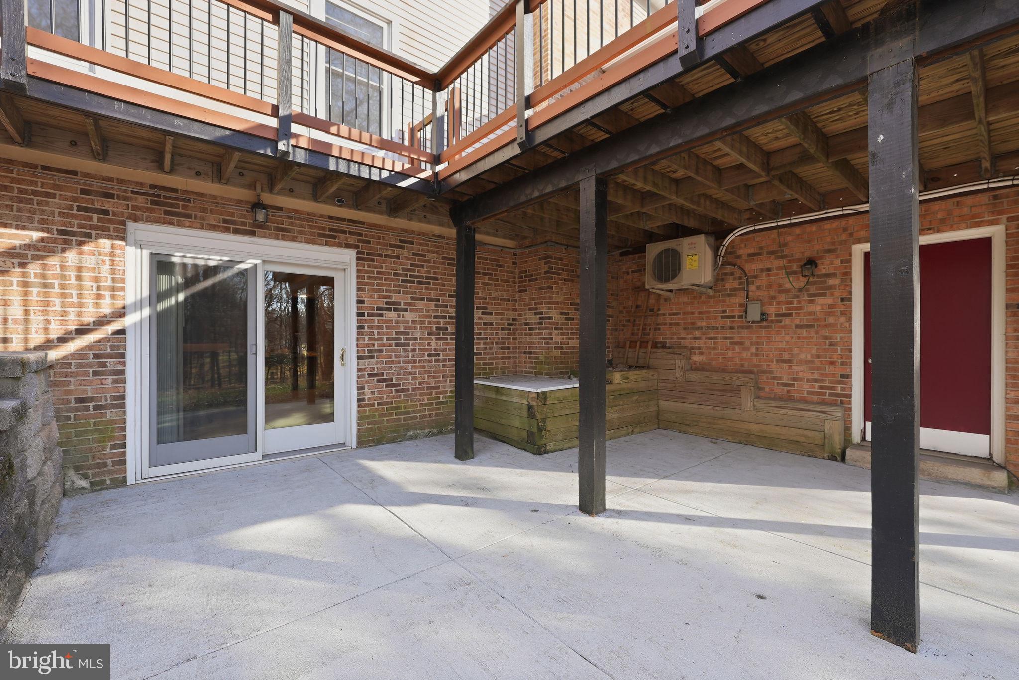 8217 PLUM CREEK DRIVE