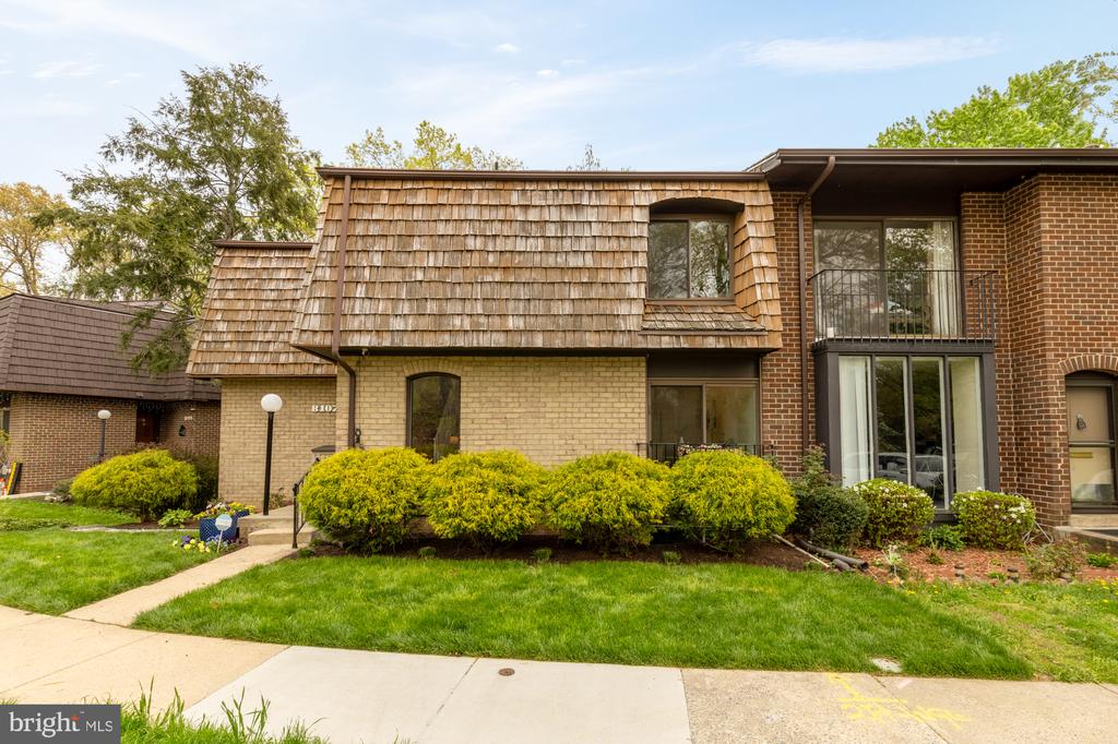 8107 INVERNESS RIDGE ROAD