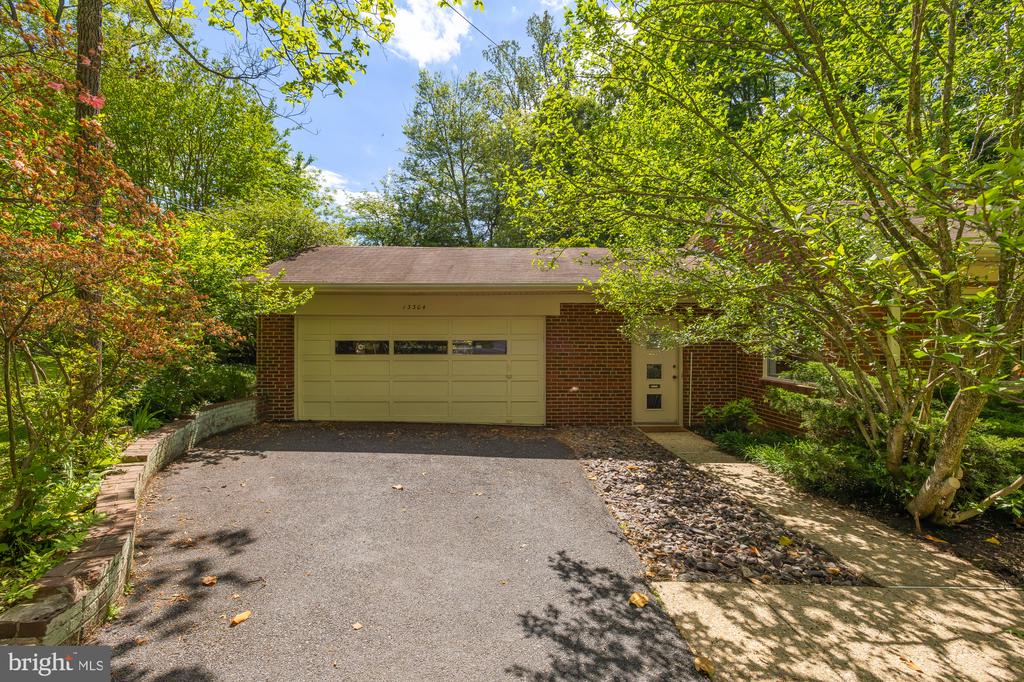 13304 NORDEN DRIVE