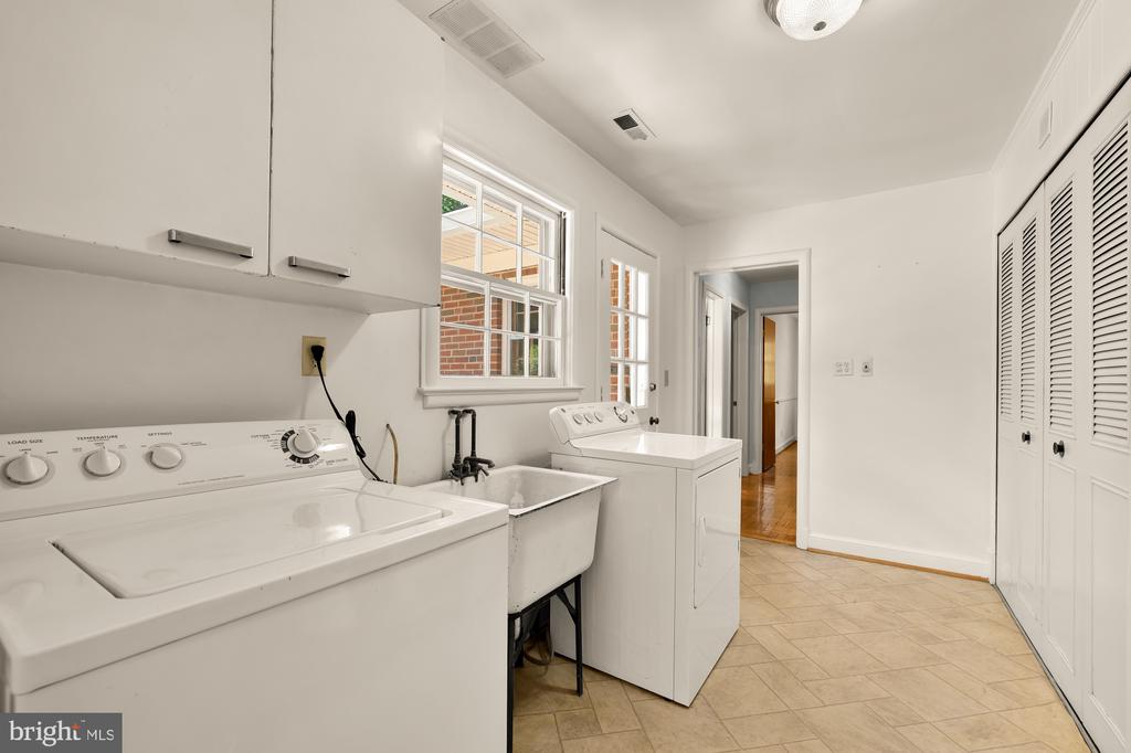 13304 NORDEN DRIVE