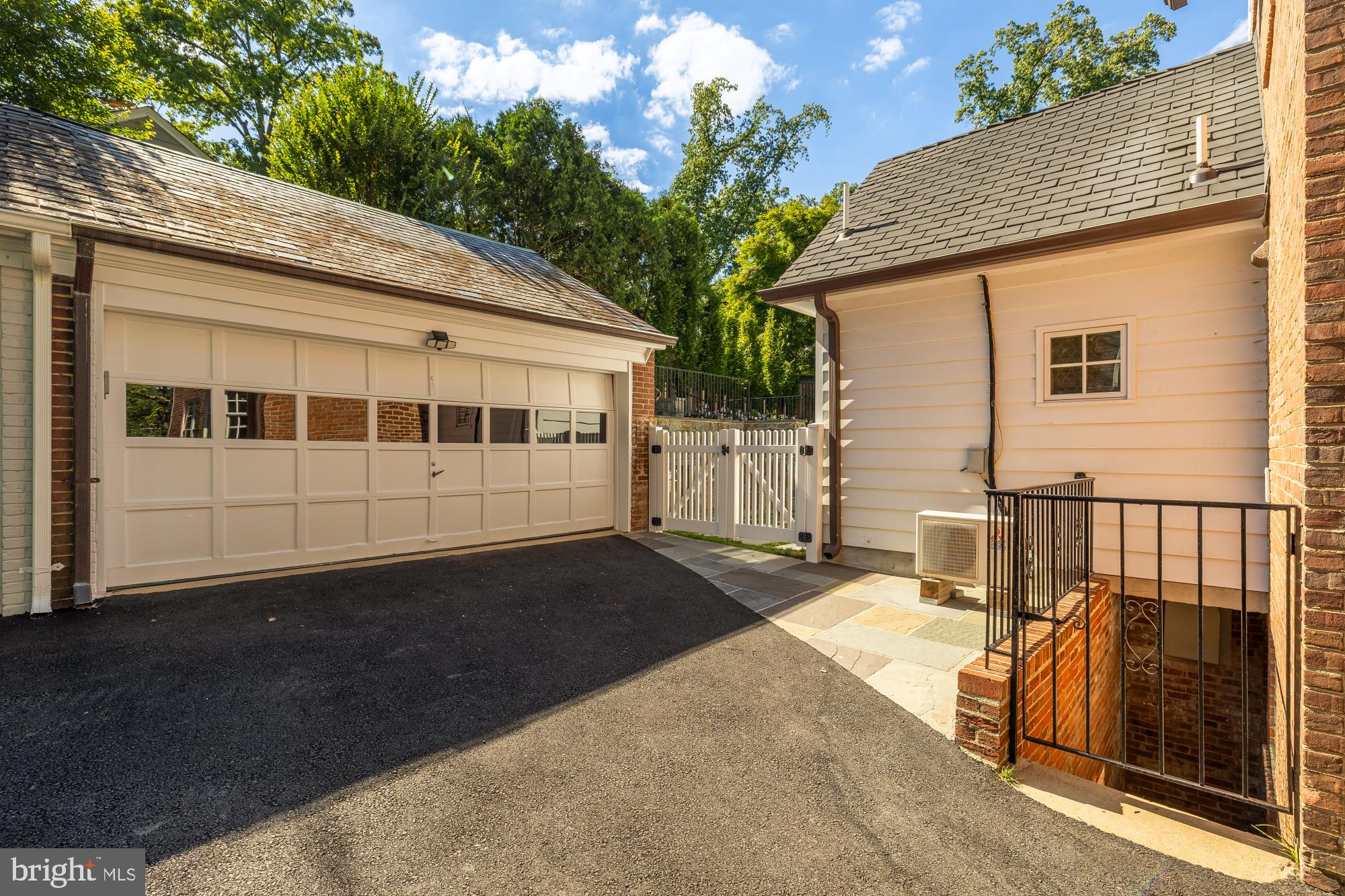 7104 BEECHWOOD DRIVE