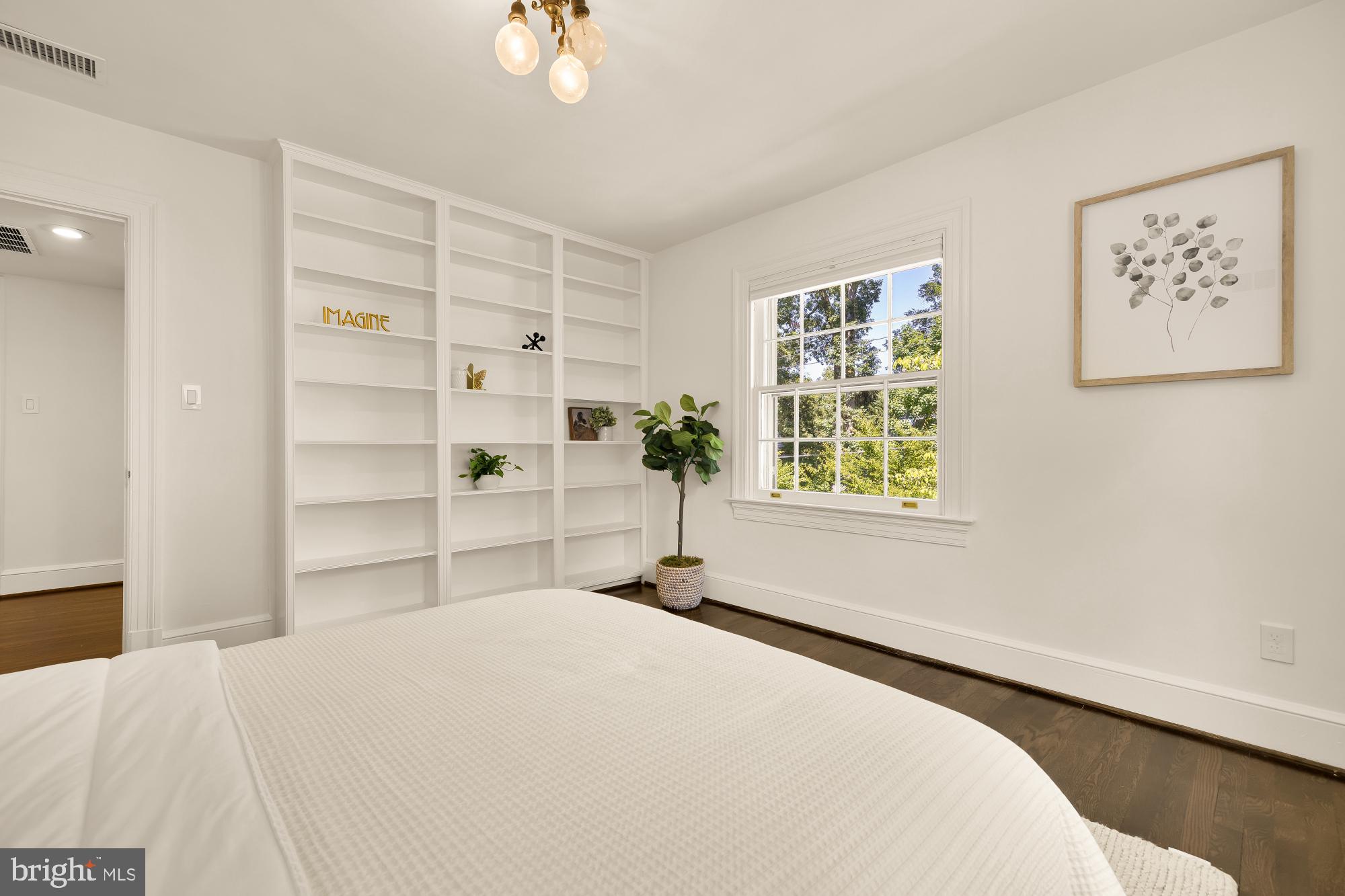 7104 BEECHWOOD DRIVE