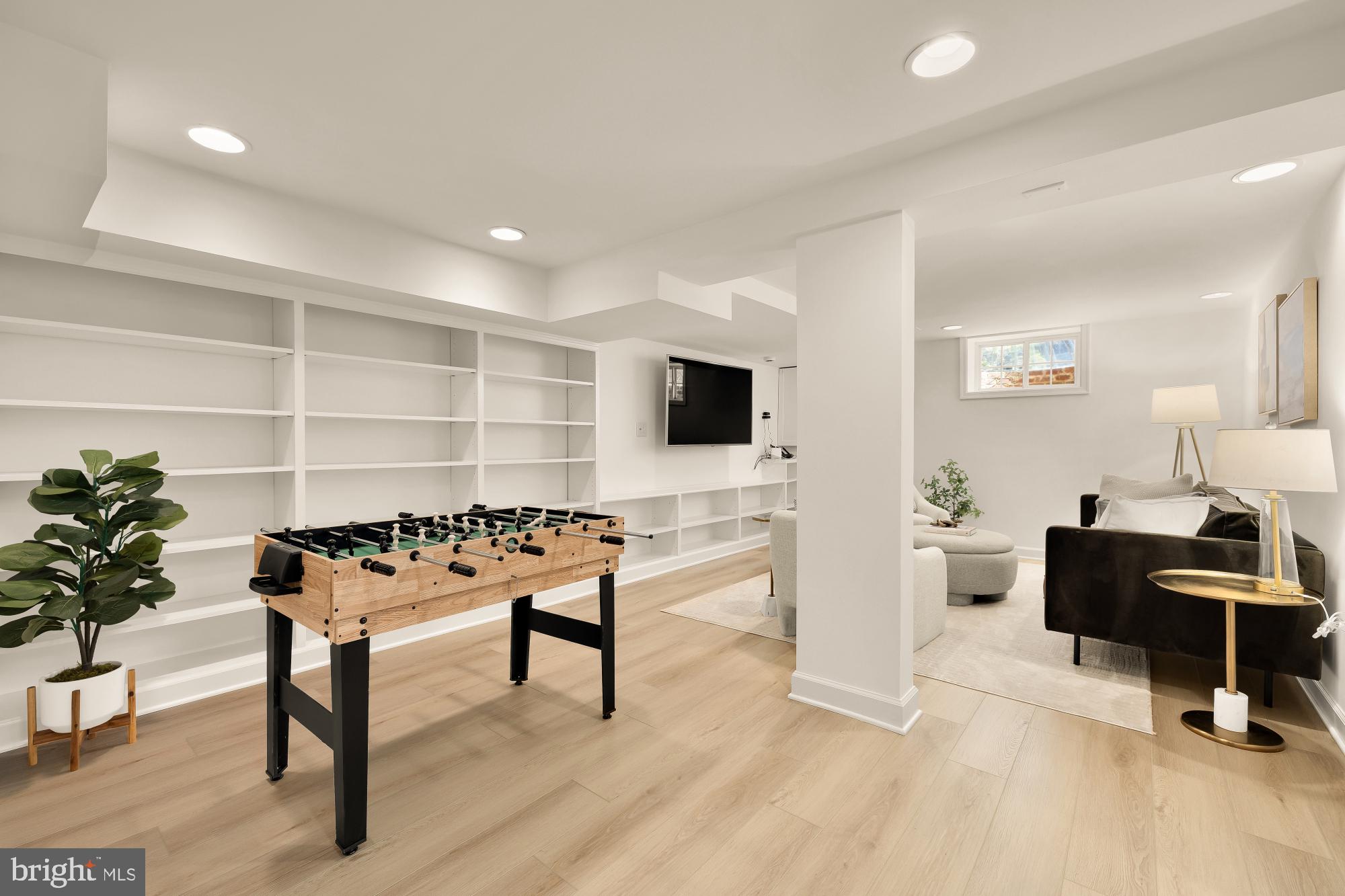 7104 BEECHWOOD DRIVE