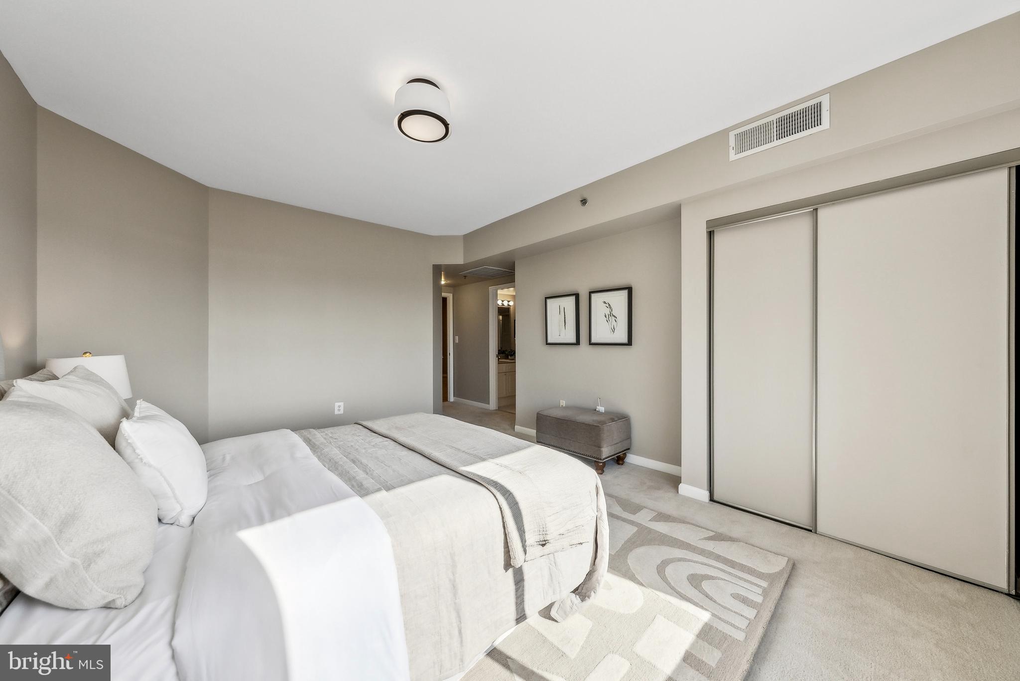 2151 Jamieson Ave #2109