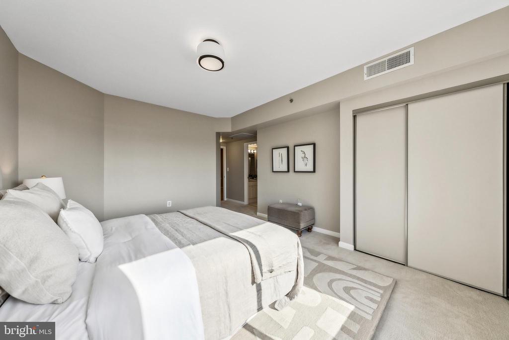 2151 Jamieson Ave #2109