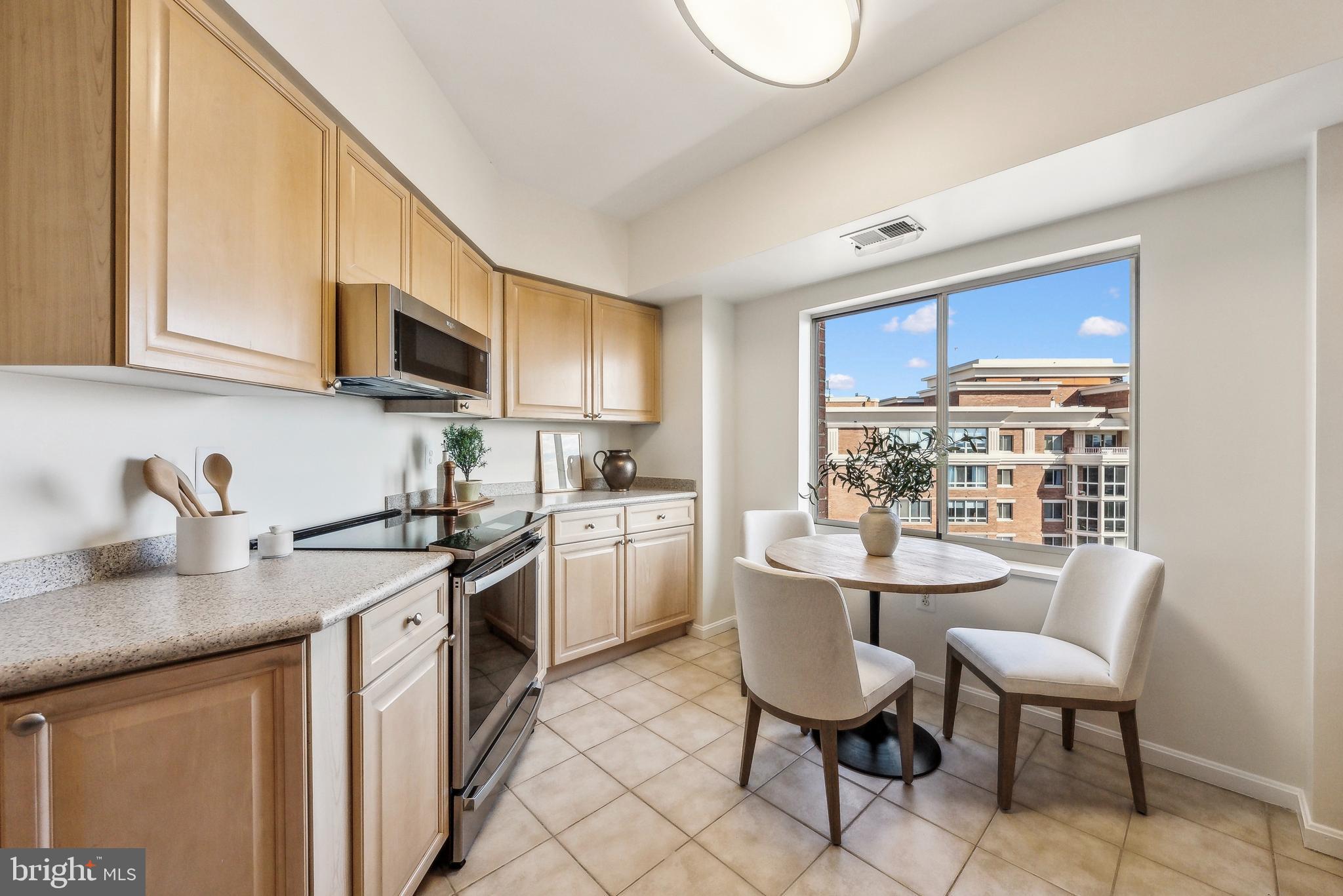 2151 Jamieson Ave #2109