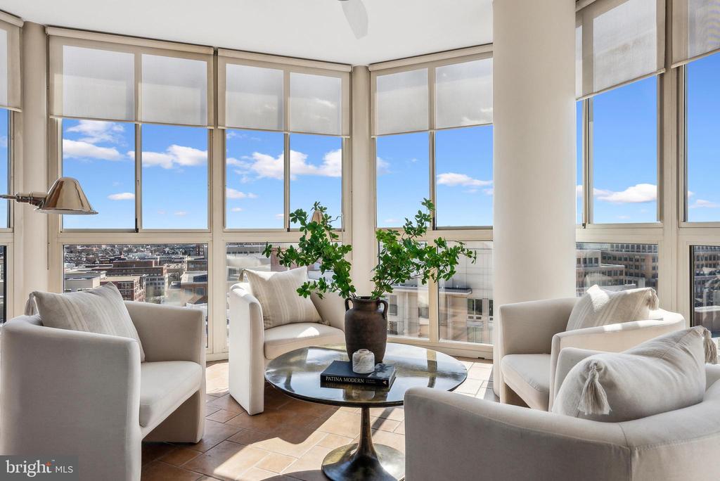 2151 Jamieson Ave #2109