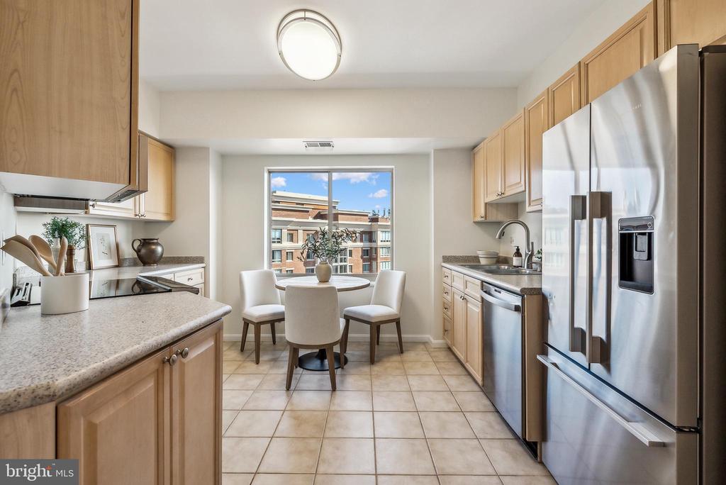 2151 Jamieson Ave #2109