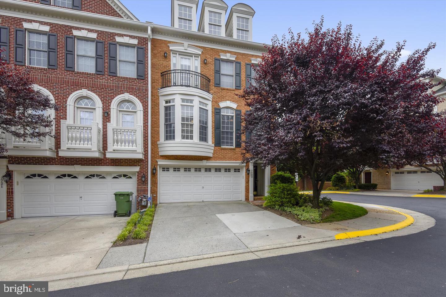 7723 Spoleto LANE Unit: 10