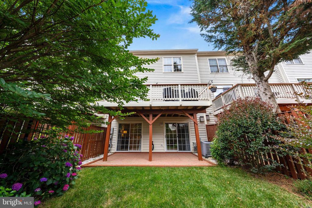 134 Roland Ct SW