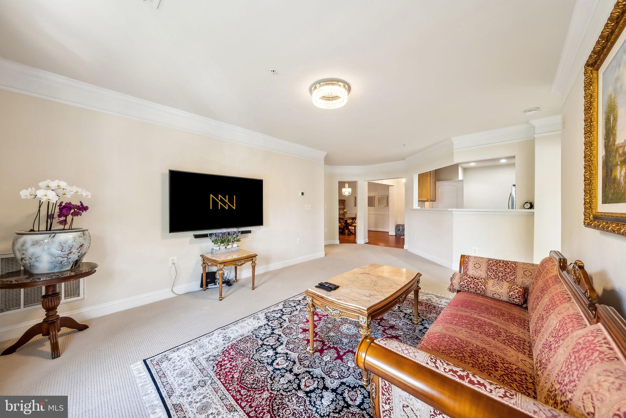 2903 Saintsbury Plz #306