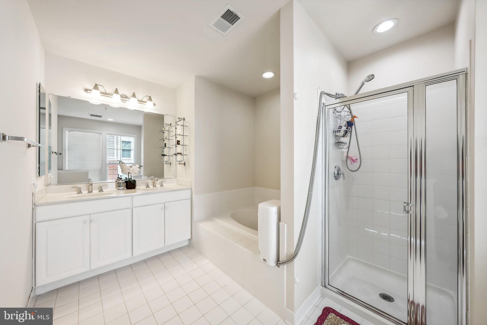 2903 Saintsbury Plz #306
