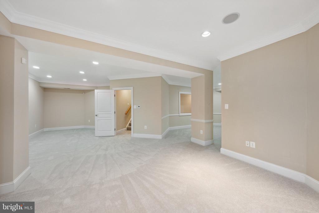 10235 Van Thompson Rd