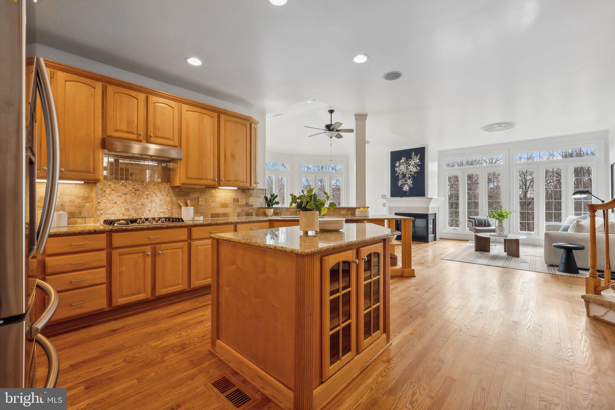 10235 Van Thompson Rd