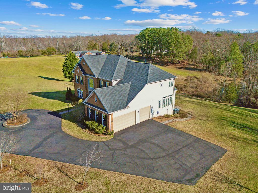 10235 Van Thompson Rd