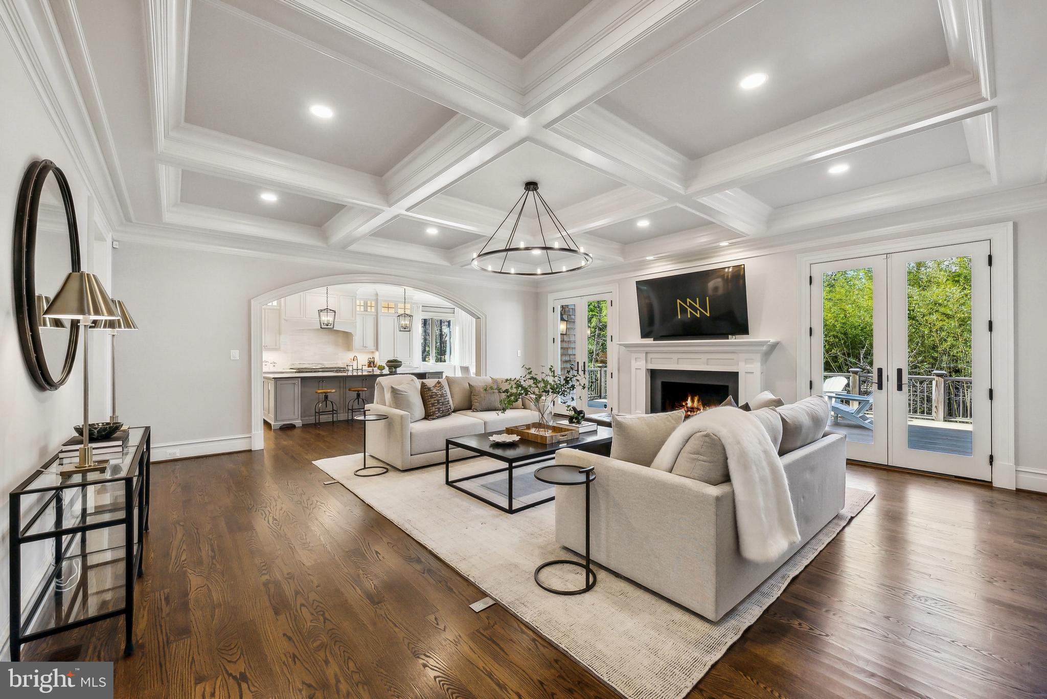 1070 Vista Dr