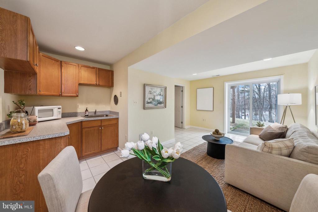 8413 Silverdale Ct
