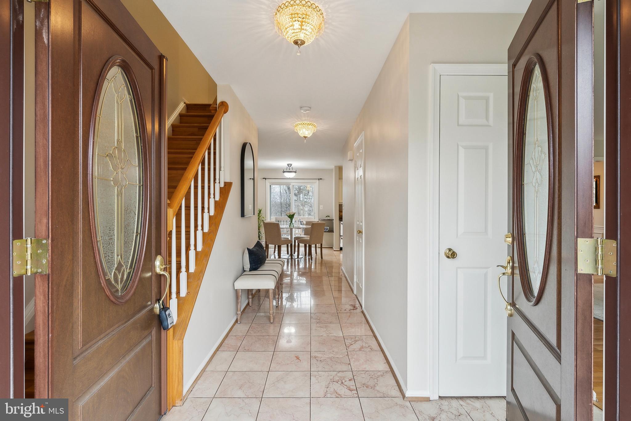 8413 Silverdale Ct