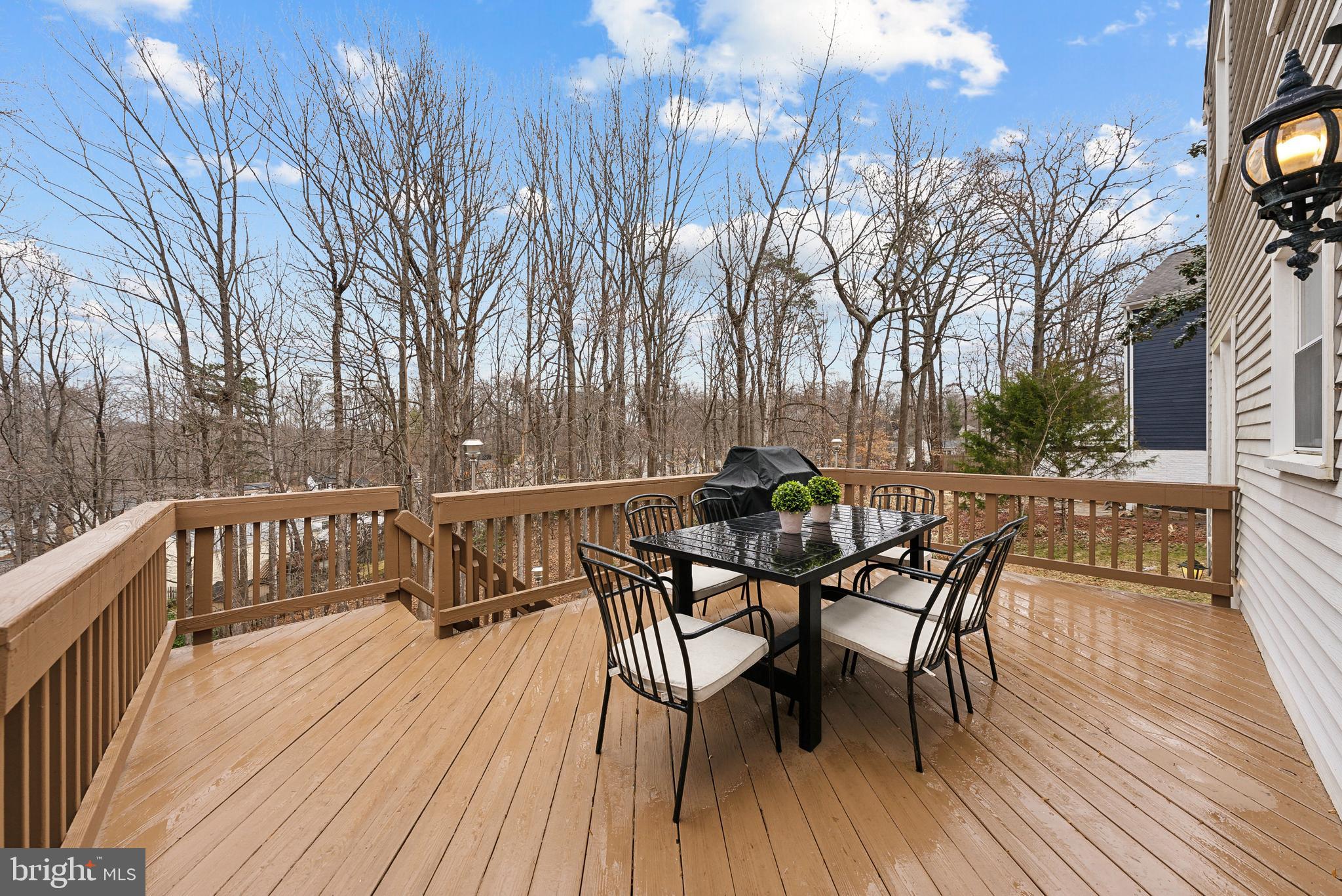 8413 Silverdale Ct