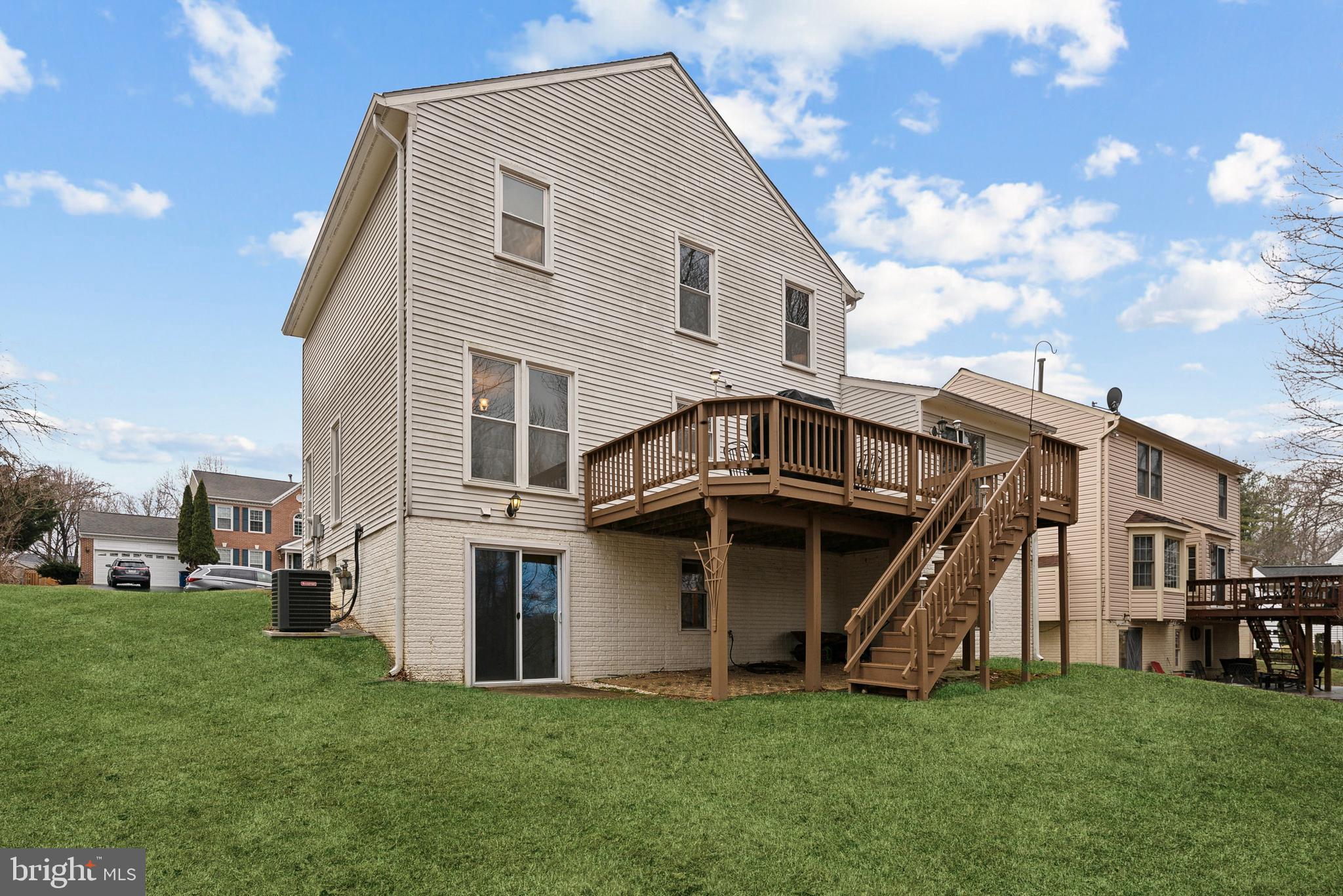 8413 Silverdale Ct