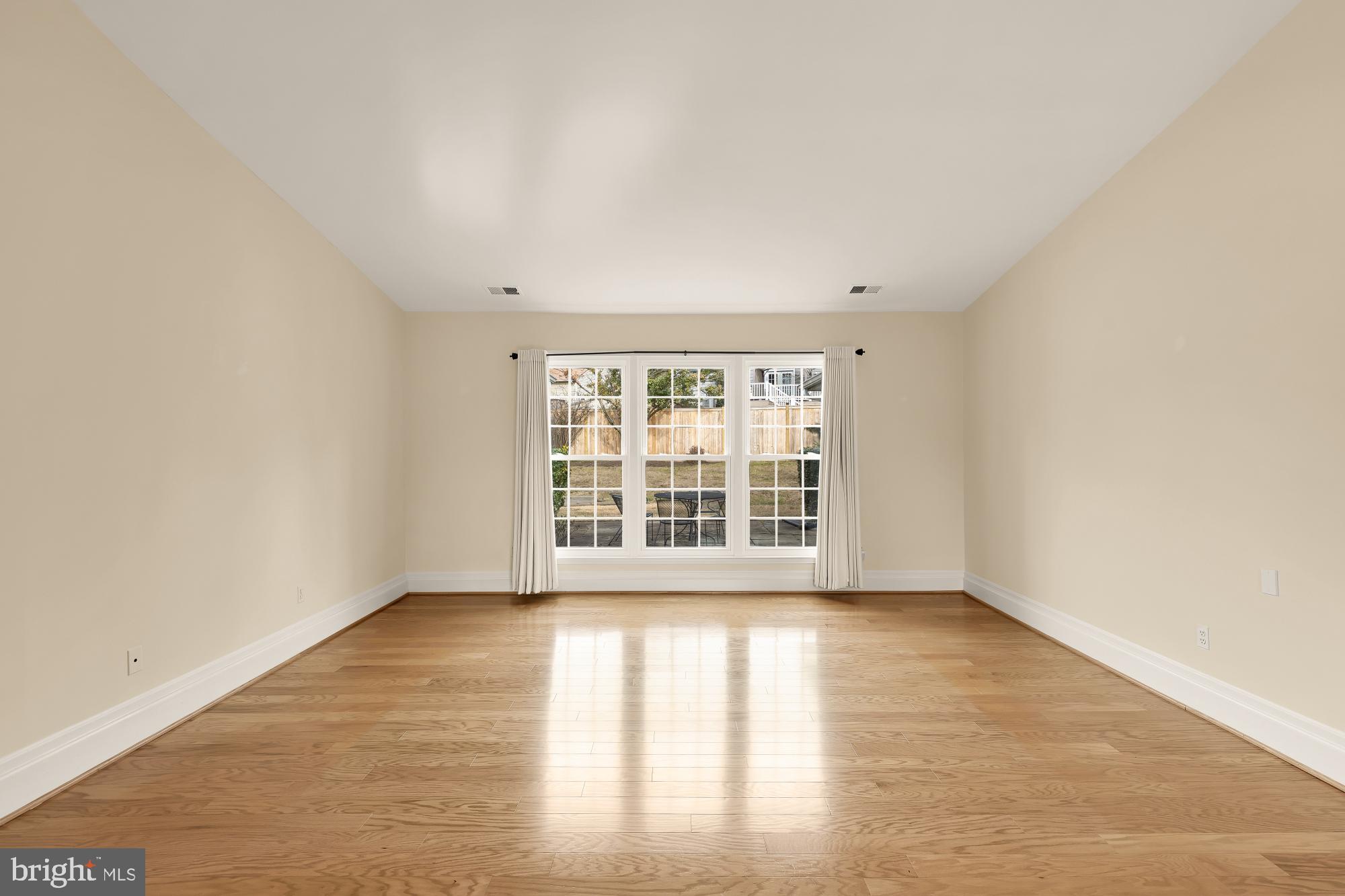 4344 ROLLING STONE WAY