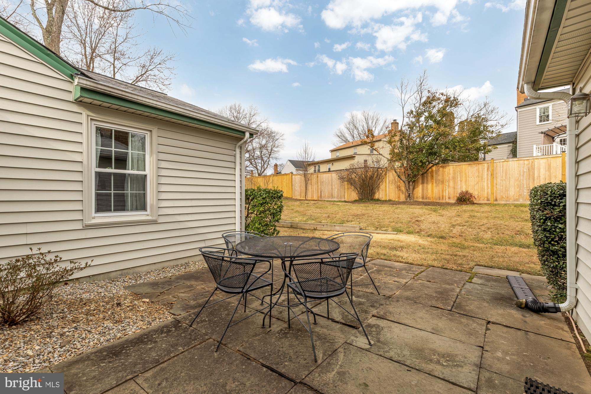 4344 ROLLING STONE WAY