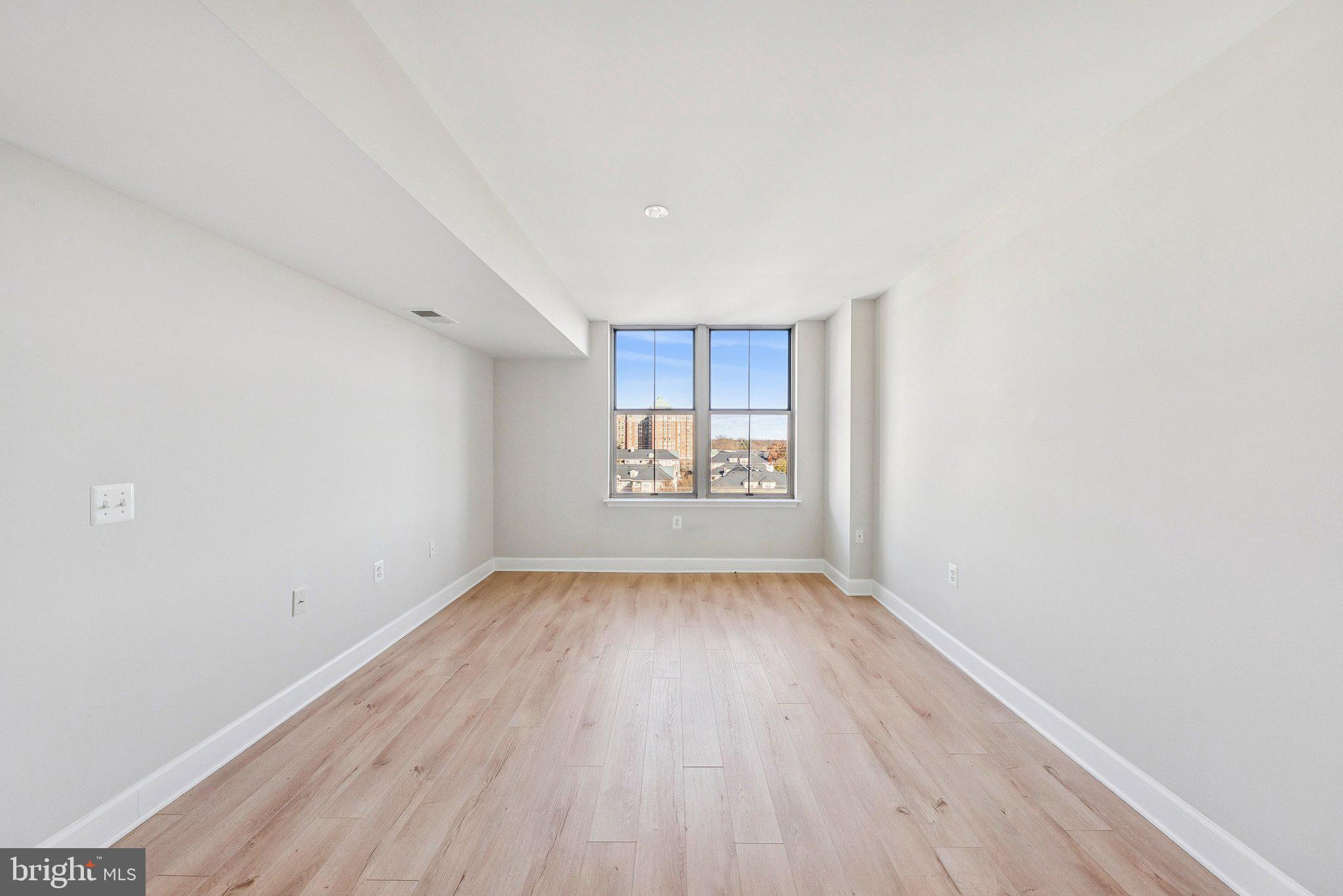 11800 SUNSET HILLS ROAD 1125