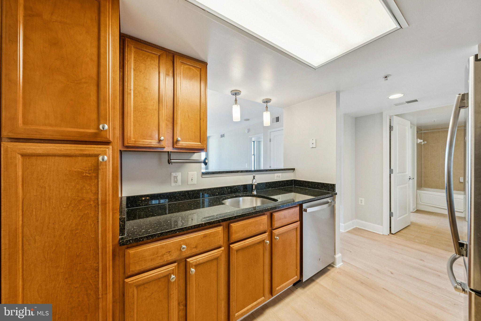 11800 SUNSET HILLS ROAD 1125