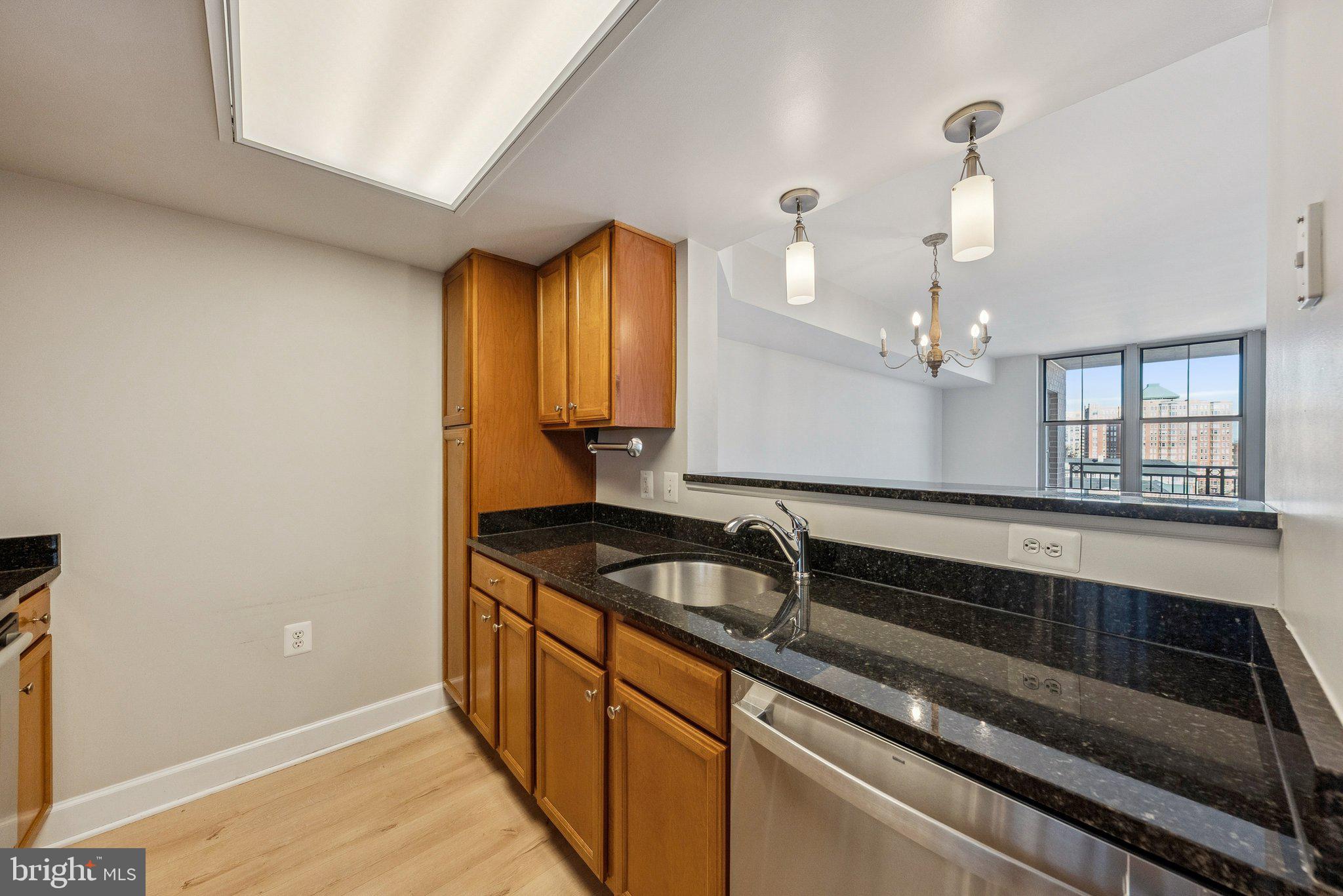 11800 SUNSET HILLS ROAD 1125